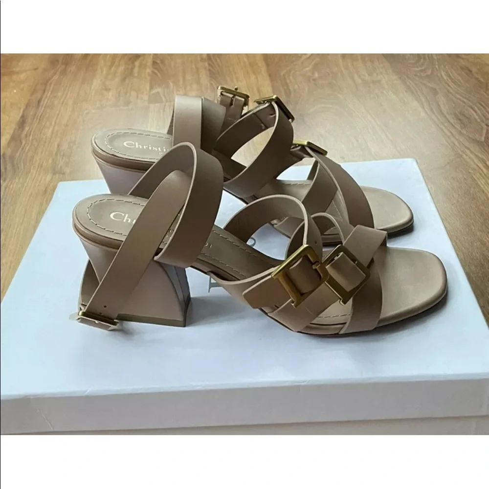 Christian Dior Beige Leather Double D logo Buckle Heel Sandal Shoes Size 37 - Picture 2 of 12
